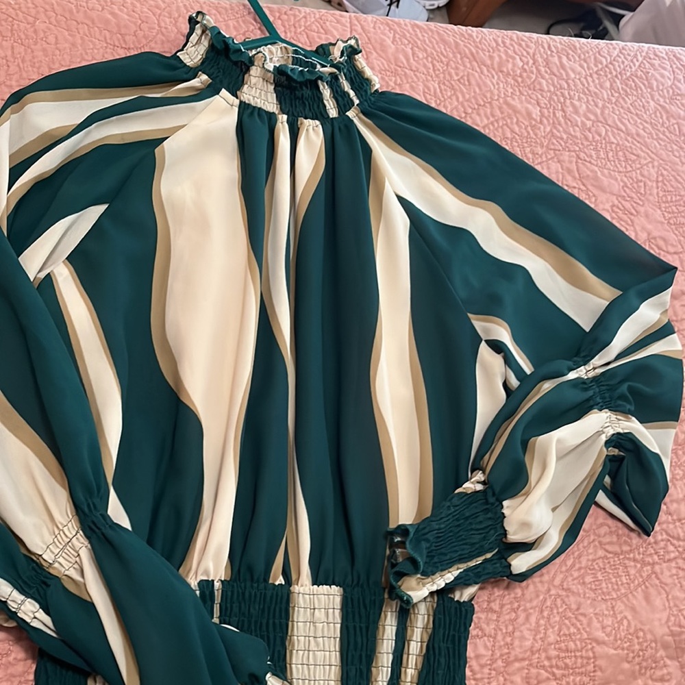 Dress - Picture 3 of 3